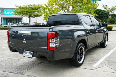 2019 Mitsubishi TRITON 2.5 Double Cab GLX Pickup