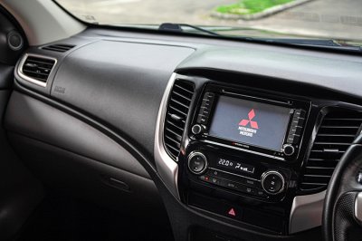 2018 Mitsubishi Triton 2.4 GLS Plus Ltd Mega Cab