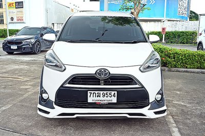 2018 TOYOTA SIENTA 1.5 V