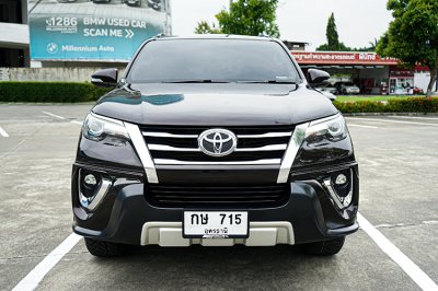 2017 Toyota Fortuner 2.4 V SUV