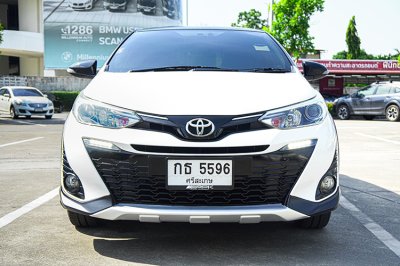 2021 Toyota Yaris 1.2  Sport Premium Black Roof