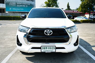 2022 Toyota HILUX REVO 2.4 Smart Cab Z Edition Entry