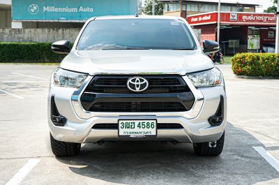 2024 Toyota HILUX REVO 2.4 Smart Cab Z Edition Entry