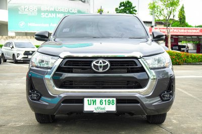 2024 Toyota Hilux Revo 2.4  Entry Smart Cab Z Edition