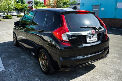 2021 Honda JAZZ 1.5 V+