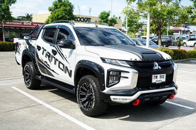 2023 Mitsubishi TRITON 2.4 Double Cab  GLS Plus