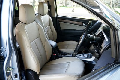 2016 Isuzu MU-X 3.0 DVD Navi 4X4