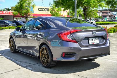 2016 HONDA CIVIC 1.8 EL