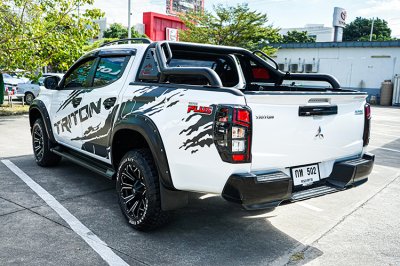 2023 Mitsubishi TRITON 2.4 Double Cab  GLS Plus