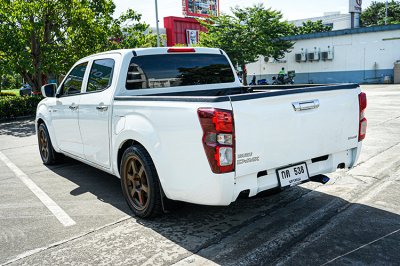 2022 Isuzu D-Max 1.9 S Cab-4