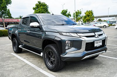 2020 Mitsubishi TRITON 2.4 Double Cab GLS Plus