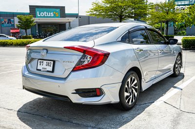 2018 Honda CIVIC 1.8 FC  EL Sedan