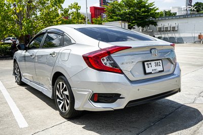 2018 Honda CIVIC 1.8 FC  EL Sedan