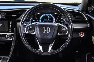 2016 HONDA CIVIC 1.8 EL