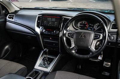 2020 Mitsubishi TRITON 2.4 Double Cab GLS Plus