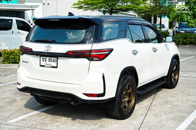 2021 Toyota FORTUNER 2.4  Legender SUV