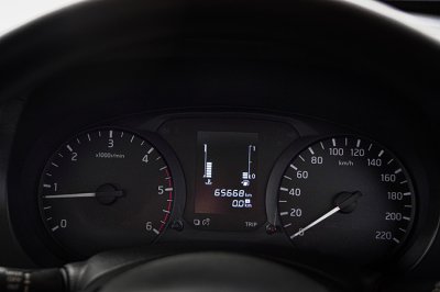 2022 Nissan Navara 2.5 SL King Cab