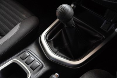 2022 Nissan Navara 2.5 SL King Cab