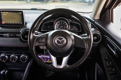 2016 Mazda 2 1.3 High Sedan