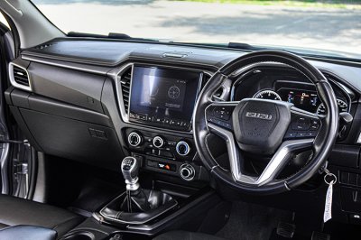 2022 ISUZU D-MAX V-CROSS SPACECAB 3.0 Ddi Z