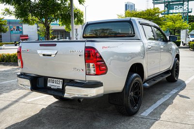 2019 Toyota HILUX REVO 2.4 Double Cab E Prerunner Pickup