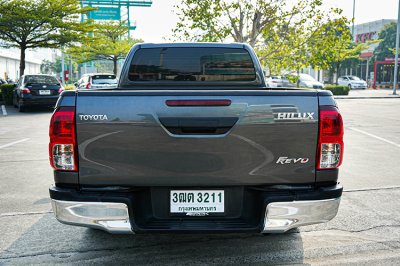 2022 Toyota HILUX REVO 2.4 Smart Cab Z Edition Entry