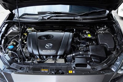 2016 Mazda 3 2.0 S Sports Hatchback