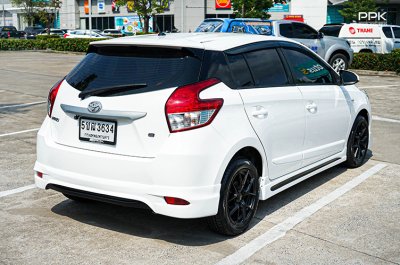 2016 Toyota YARIS 1.2 J Eco Hatchback