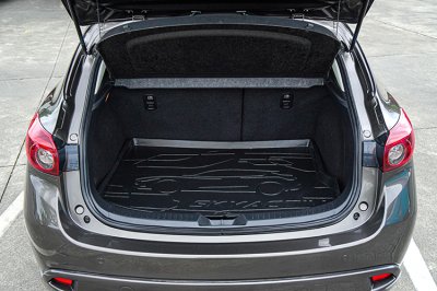 2016 Mazda 3 2.0 S Sports Hatchback