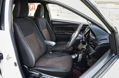 2016 Toyota YARIS 1.2 J Eco Hatchback