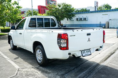2022 Mitsubishi Triton 2.5 GL Single Cab