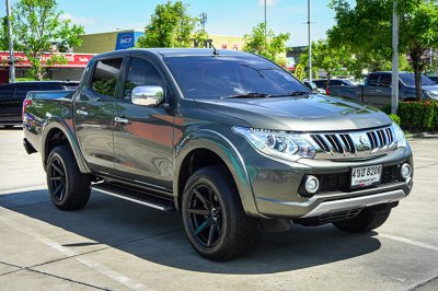 2015 MITSUBISHI TRITON 2.4 PLUS DOUBLE CAB