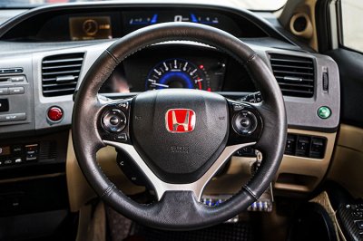 2013 HONDA CIVIC 1.8 S