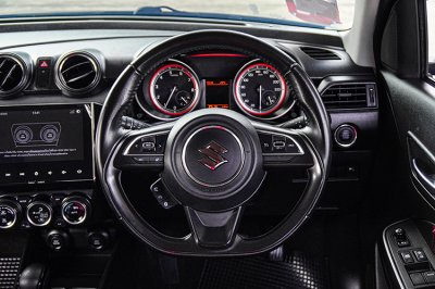 2022 Suzuki Swift 1.2 GLX Hatchback