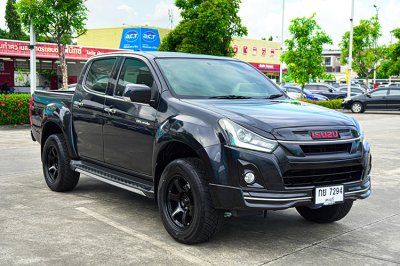 2019 Isuzu D-Max 1.9 Hi-Lander Stealth Z-Prestige Double Cab
