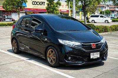 2021 Honda JAZZ 1.5 V+