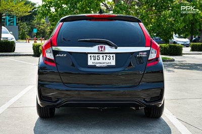 2021 Honda JAZZ 1.5 V+