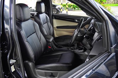 2019 Isuzu D-Max 1.9 Hi-Lander Stealth Z-Prestige Double Cab