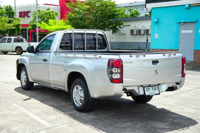 2022 Mitsubishi Triton 2.5 GL Single Cab