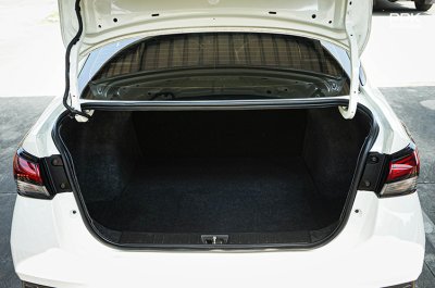 2024 Nissan ALMERA 1.0  EL Sedan