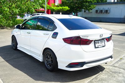 2019 Honda City 1.5 V+