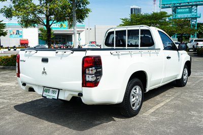 2022 Mitsubishi Triton 2.5 GL Single Cab