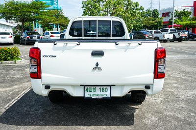 2022 Mitsubishi Triton 2.5 GL Single Cab