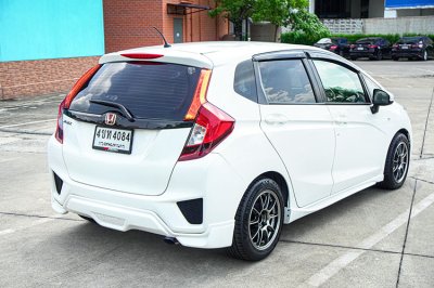 2015 HONDA JAZZ 1.5 i-VTEC S