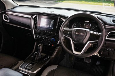 2023 Isuzu MU-X 1.9  Active SUV