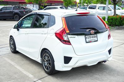 2015 HONDA JAZZ 1.5 i-VTEC S