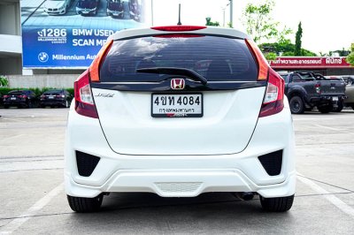 2015 HONDA JAZZ 1.5 i-VTEC S