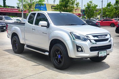 2016 ISUZU D-MAX 1.9 Ddi L โฉม HI-LANDER SPACECAB