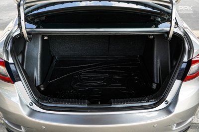 2017 Mazda 2 1.3 High Connect Sedan