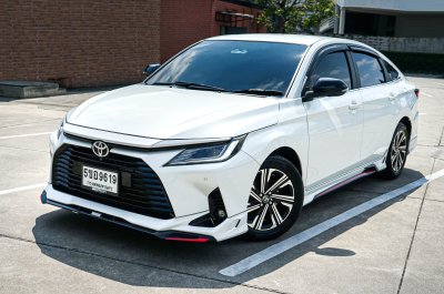 2024 Toyota Yaris Ativ 1.2 Premium Luxury Sedan